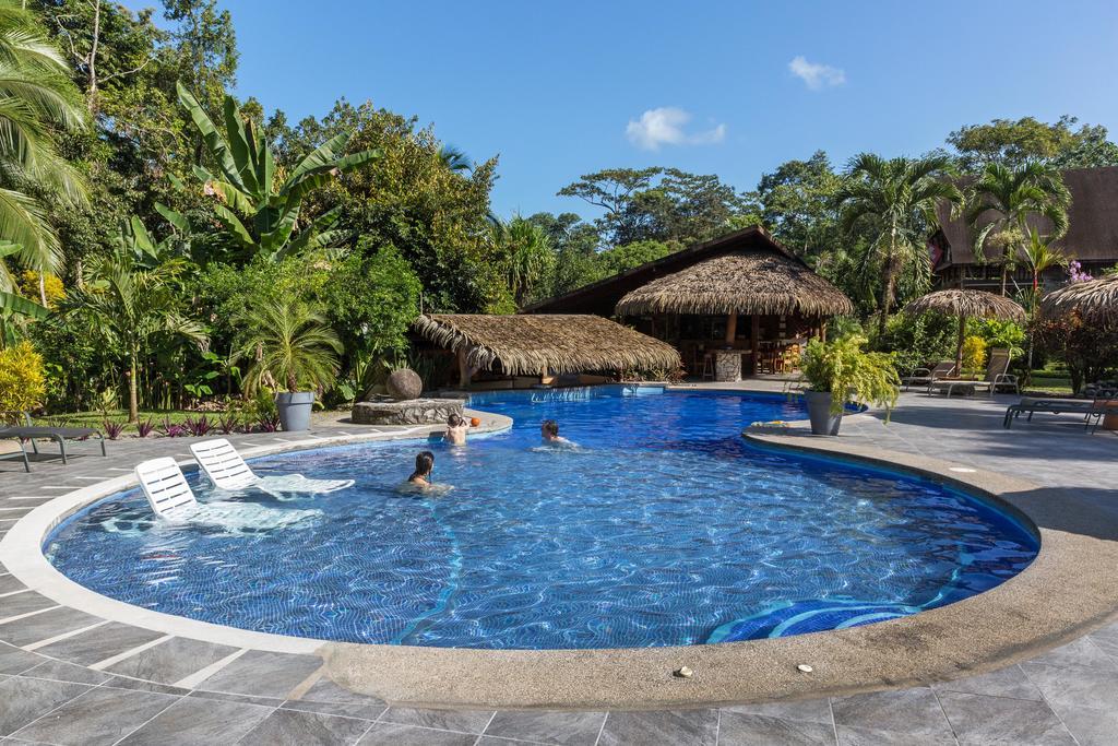 Hotel Suizo Loco Lodge & Resort Cahuita Exterior photo